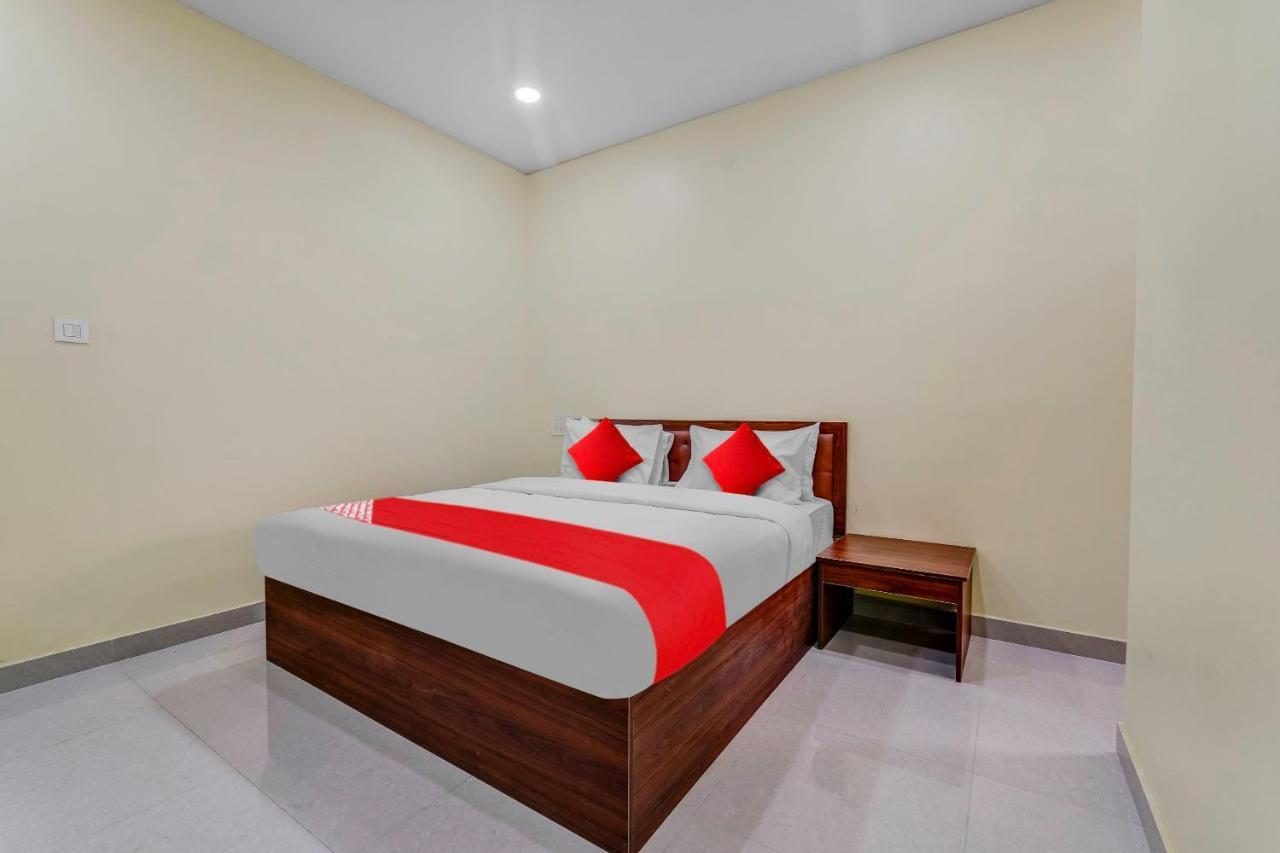 Oyo Flagship Hotel Ayodhya Bangalore Exterior photo