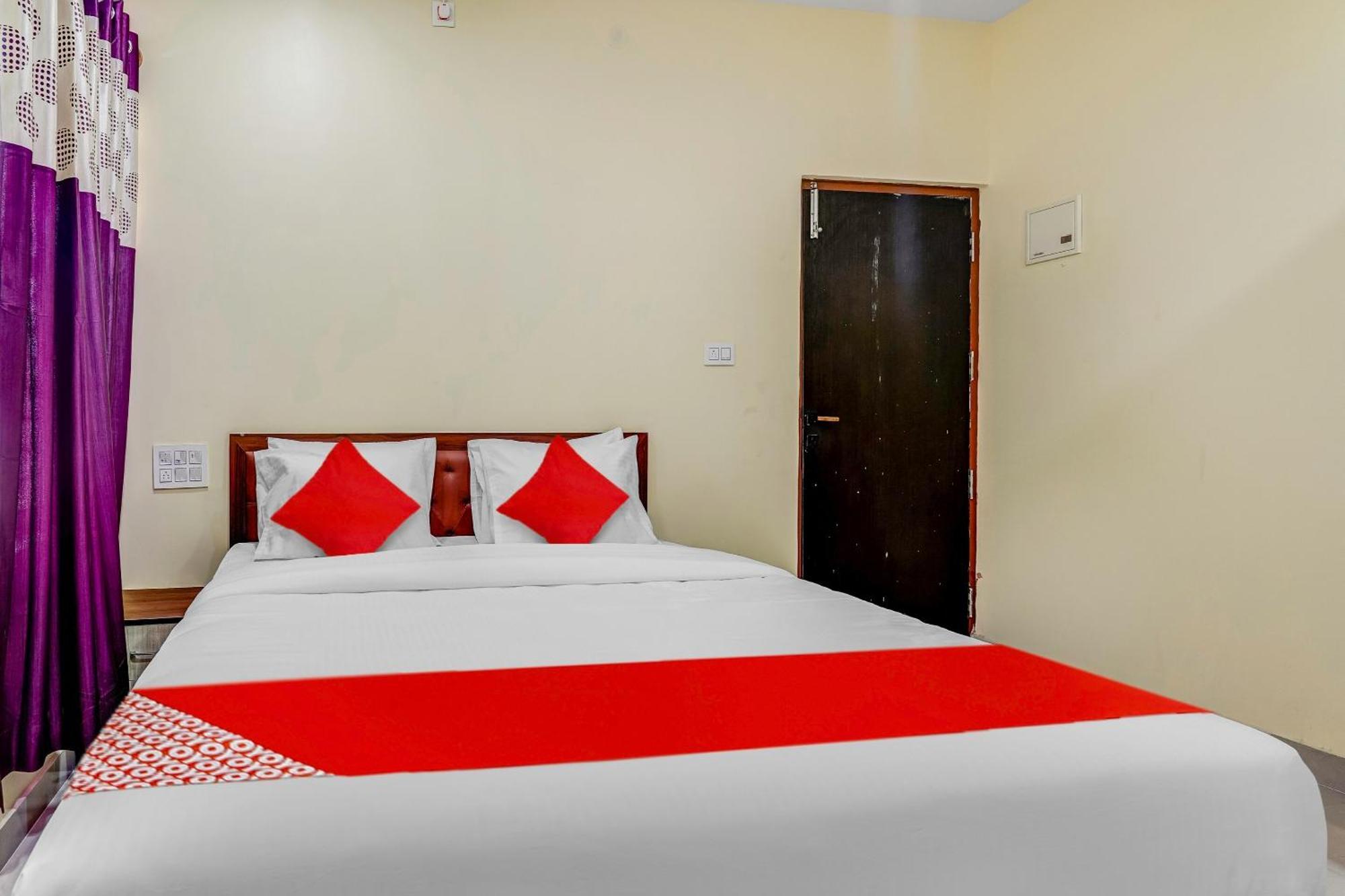 Oyo Flagship Hotel Ayodhya Bangalore Exterior photo